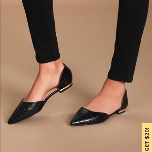 Raid flats from Lulus -NWT